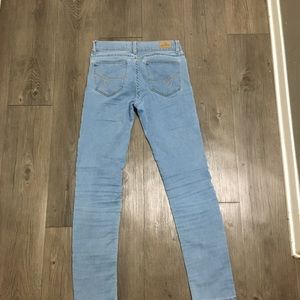 Light washed jeans